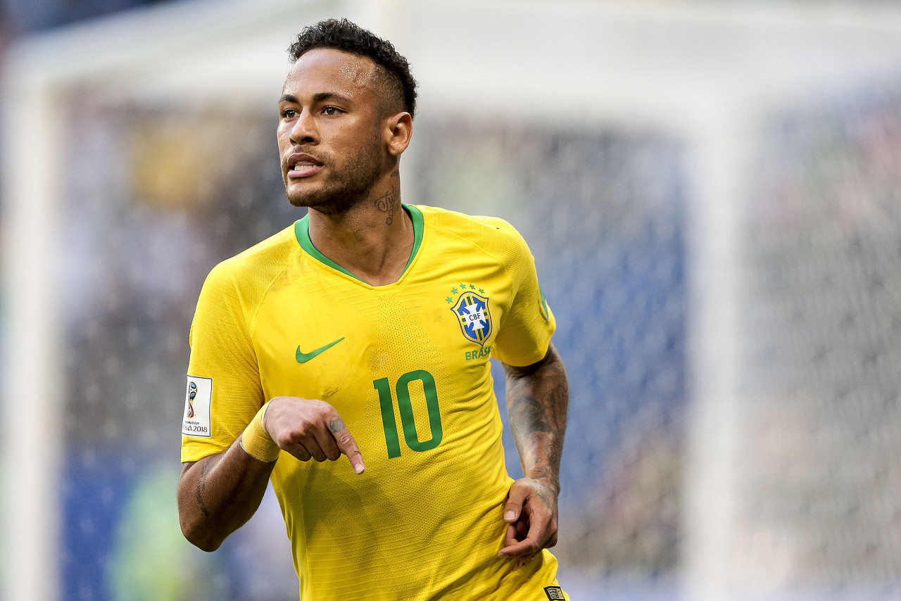 后者押注低 后者押注低