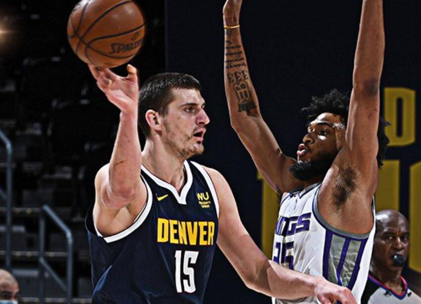 按下加速键 按下加速键